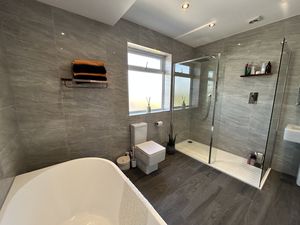 Photo 31- click for photo gallery